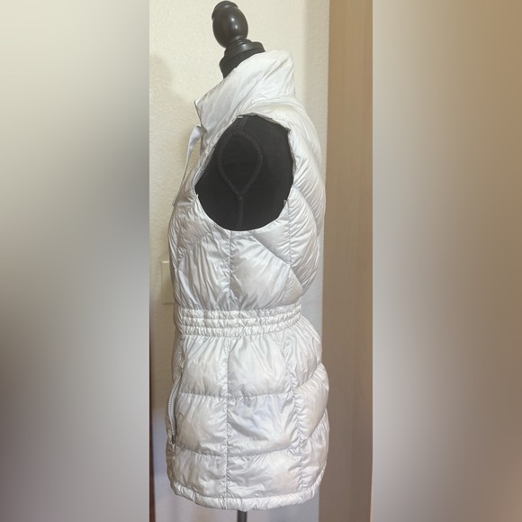 Athleta Goose Down Puffer Vest – White / Pearl – Women’s Small - Picture 6 of 8